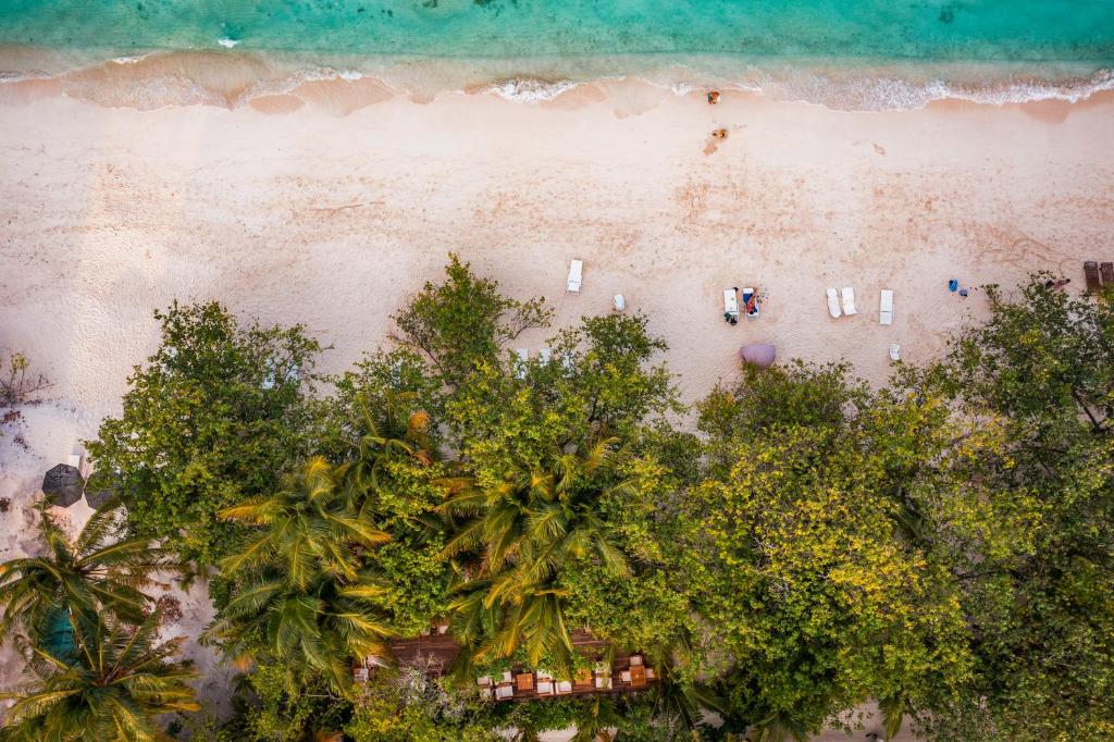 ARIA Beach, Ukulhas - View 18