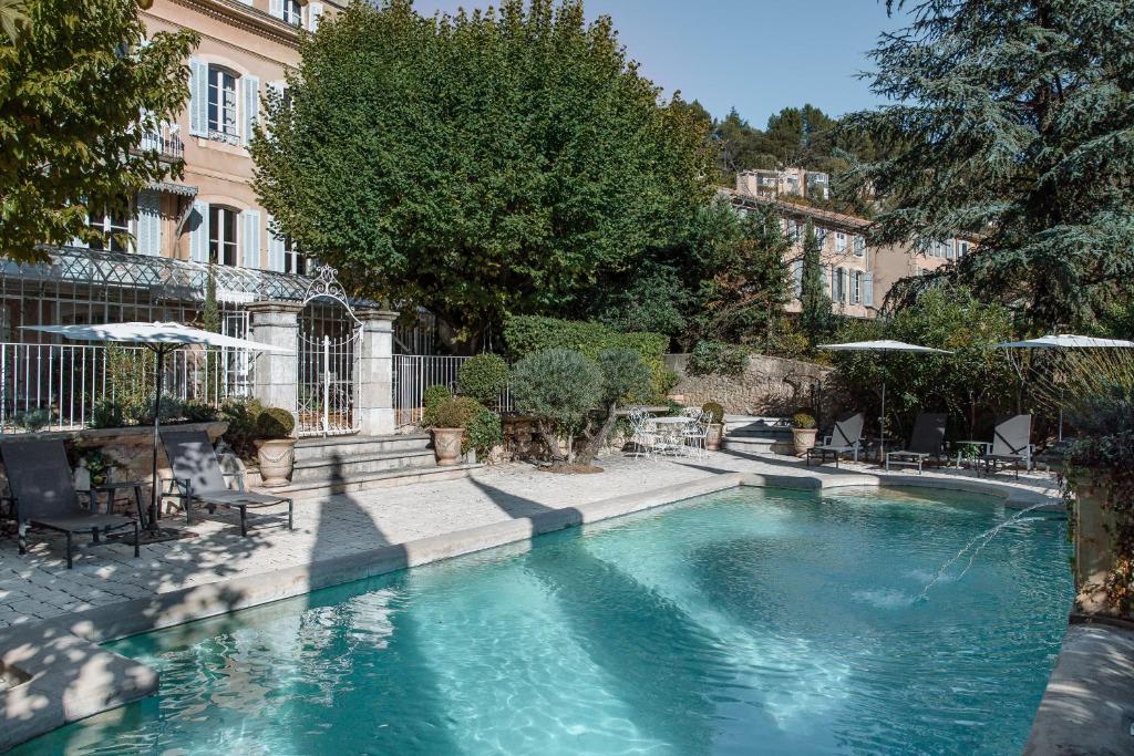 Piscina a La Madone o a prop
