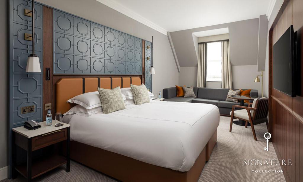 The Parkgate Hotel - 