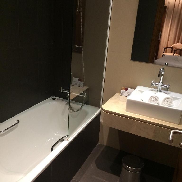 Hotel BESTPRICE Toledo - 2