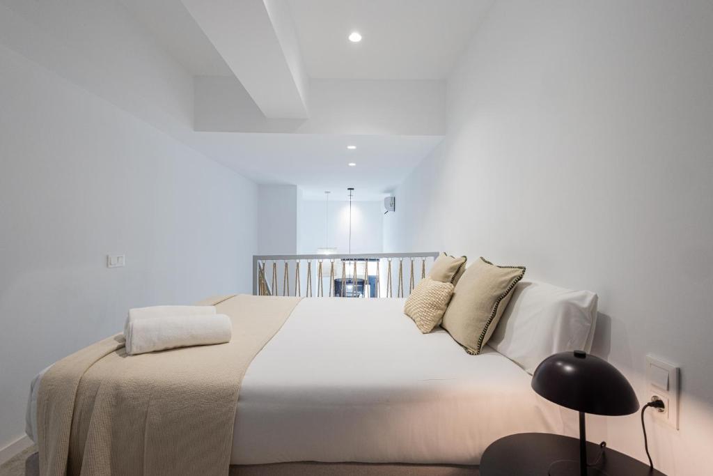 Loft Valencia M15 - Ground & Arena Connected