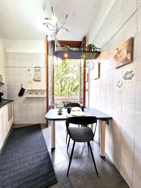 Navigli Elegant Apartment with Park View