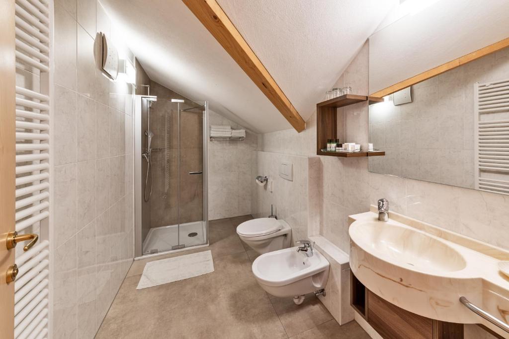 Hotel Sun - Habitación Doble Deluxe Con Balcón
