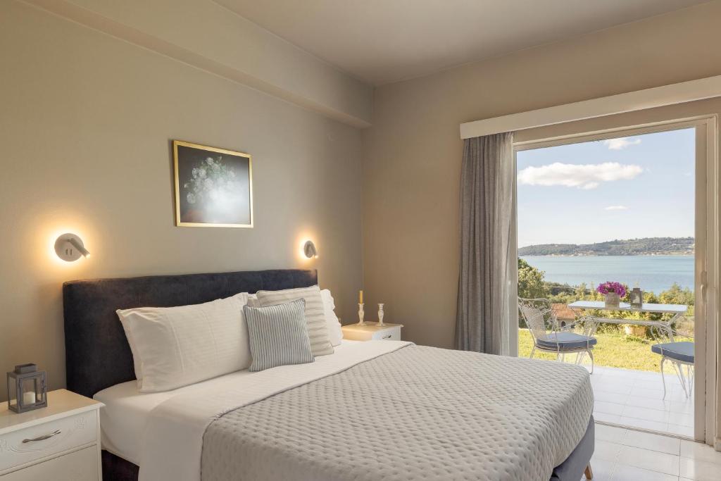 Panorama Fanari studios and apartments - 7