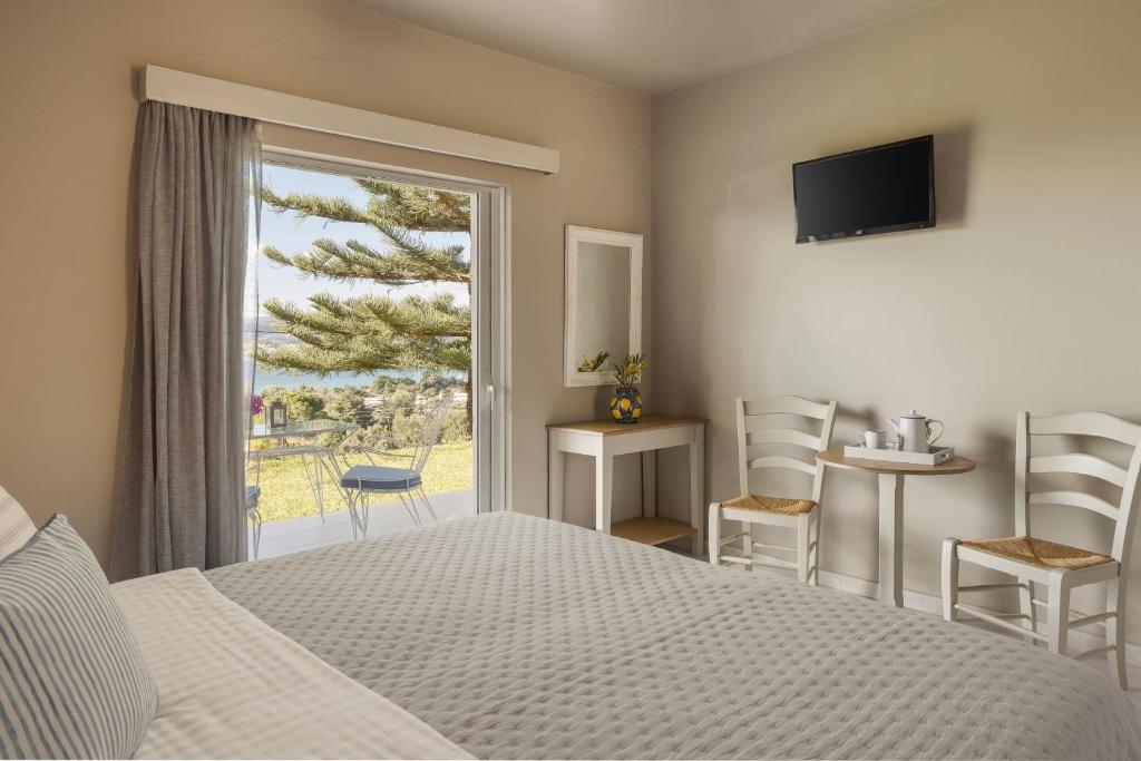 Panorama Fanari studios and apartments - 9