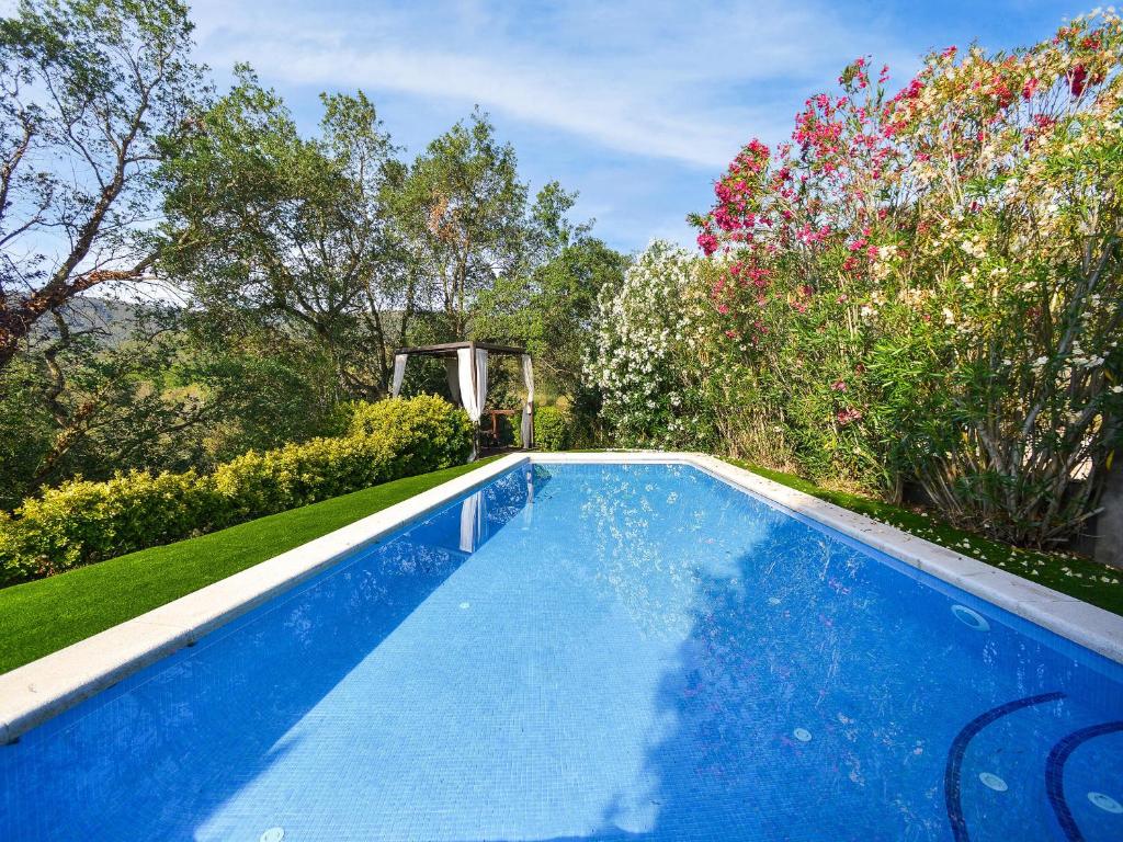 Image result for Preciosa Villa con piscina privada y vistas Espectaculares. Solo paz y ...
