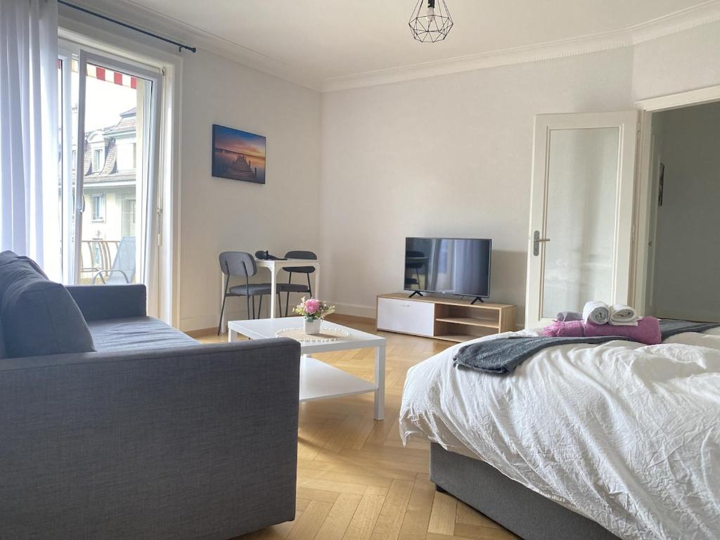 Cozy studio close to city center and train station