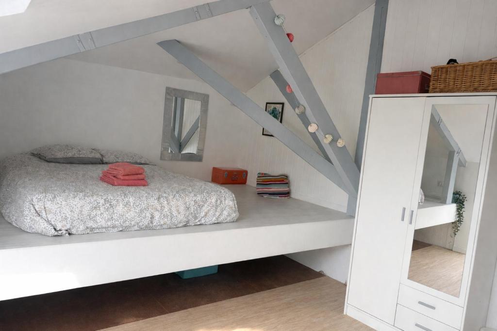 Charmante chambre dans maison coloniale