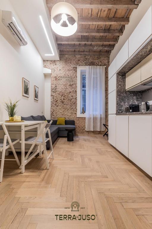 Enrico's Apartment in Porta Venezia