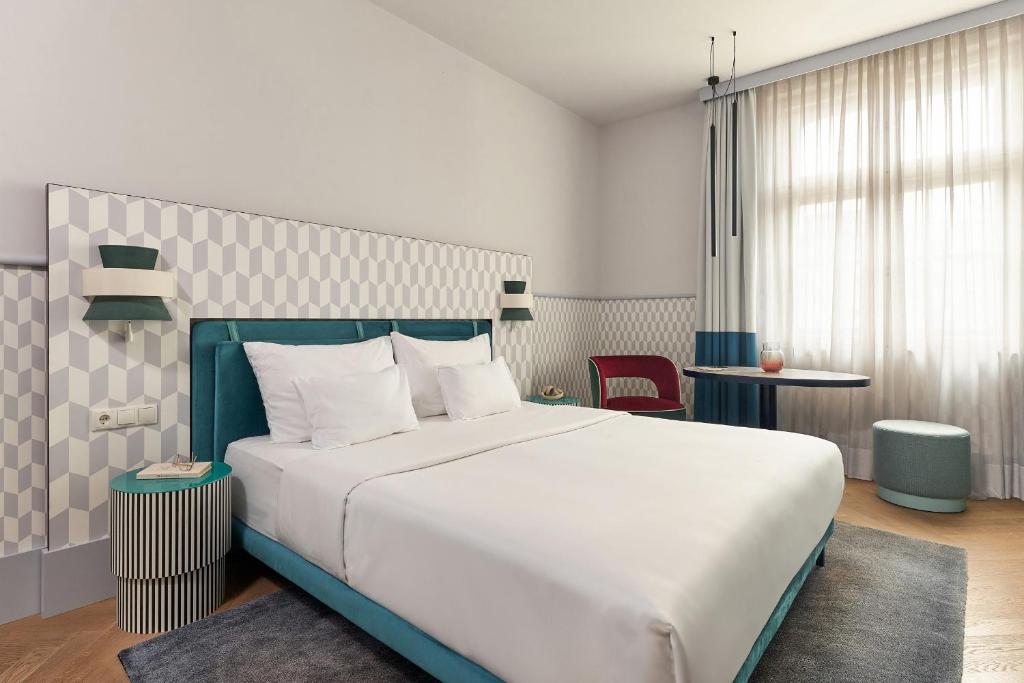 Falkensteiner Boutique Hotel Prague - 14