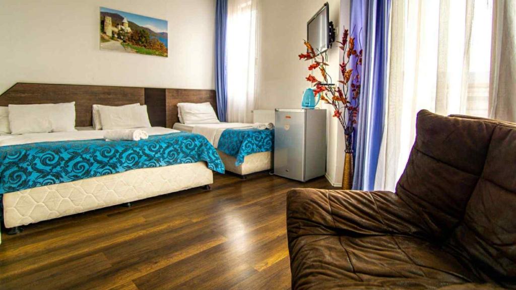 Hotel Sameba Plaza در تفلیس