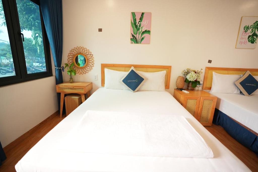 Woodstock Beach Camp - 2