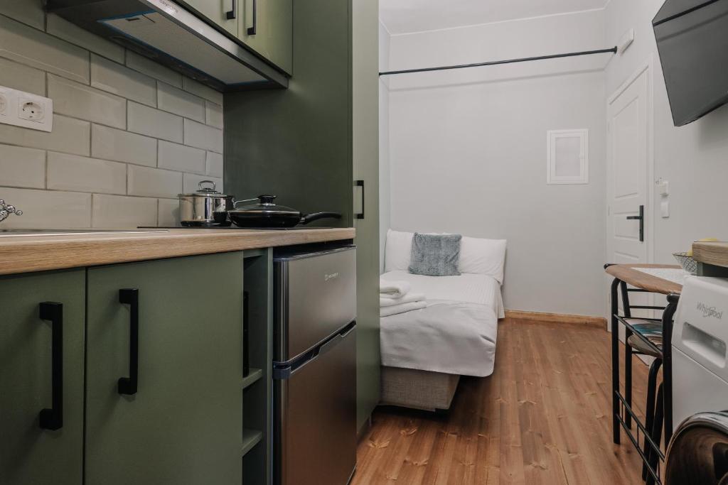 Ella Hestia Studio - Steps from Spianada!