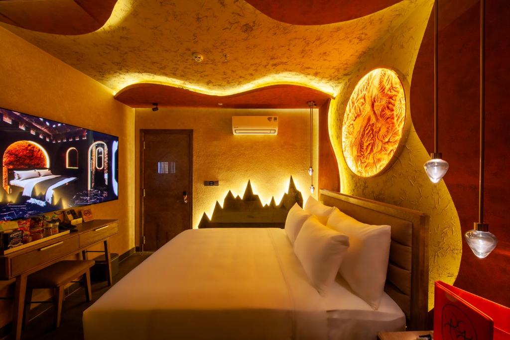 Pynt Hotel 5 - King Room