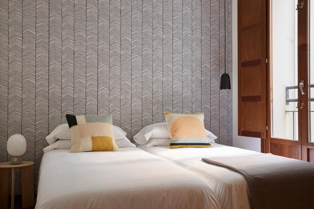 60 Balconies Design - 18