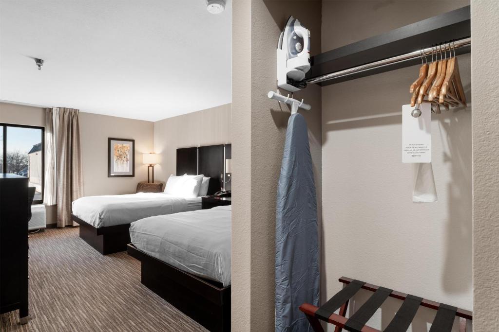 Best Western Courtview Hotel photo