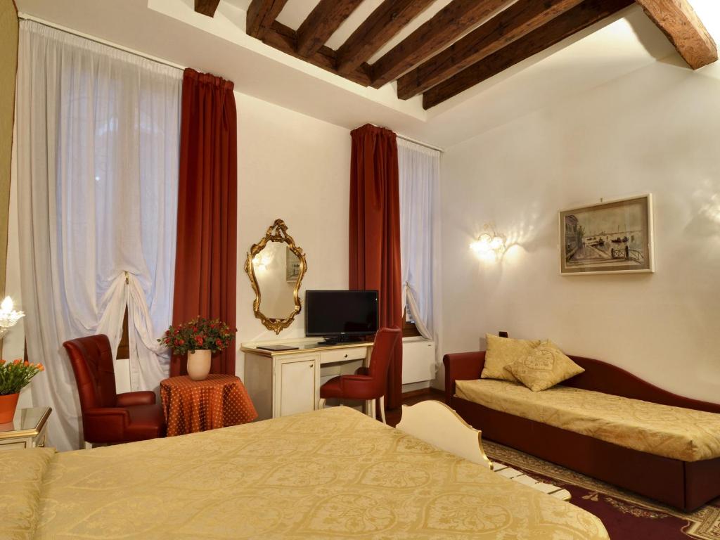 Gallery image of Locanda Casa Querini in Venice