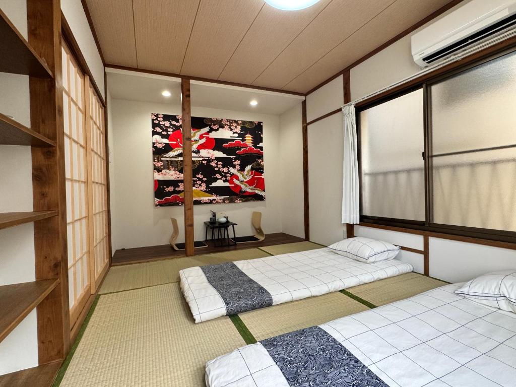 Akihabara, Skytree, Disney, Asakusa Temple, Traditional Japanese Ryokan, Airport Pick-up and Drop-off