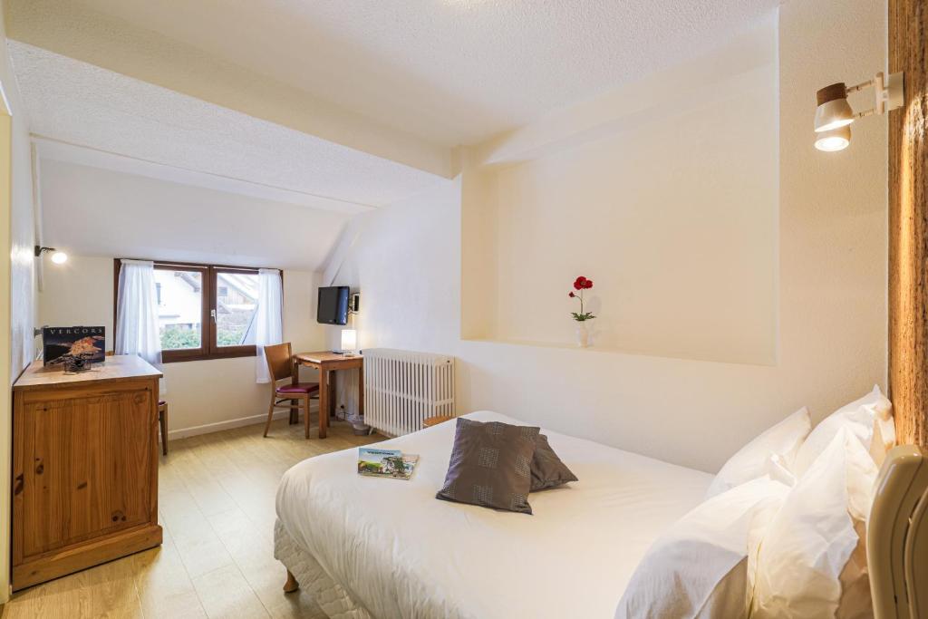 Hôtel Restaurant Les Tilleuls et son espace détente - Standard-Doppelzimmer
