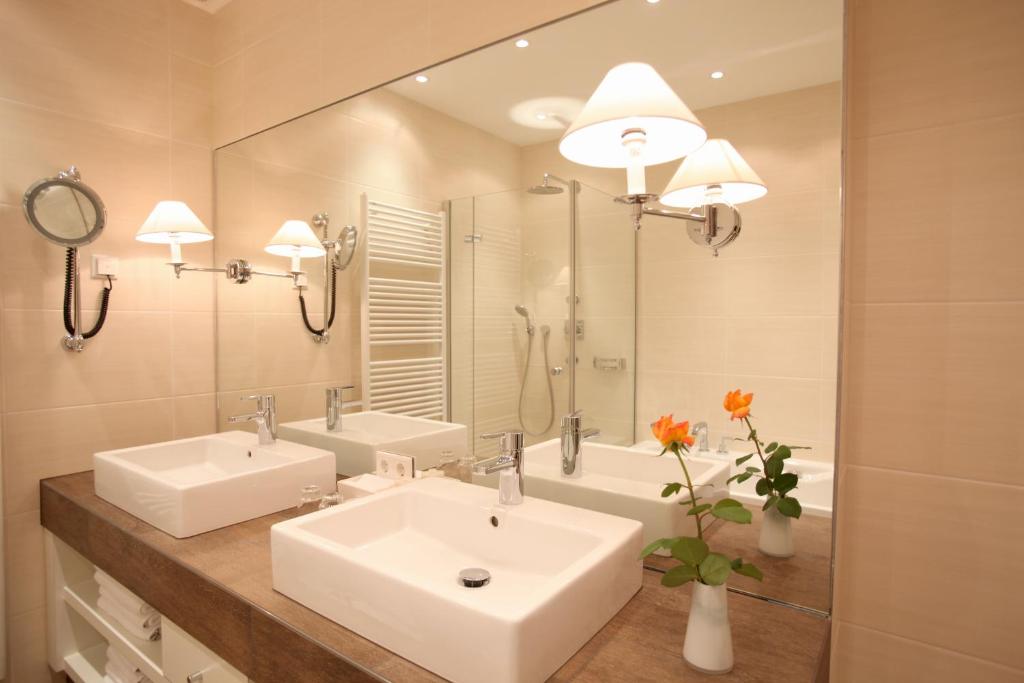 Hotel Krone - Quarto Duplo Deluxe Com Varanda