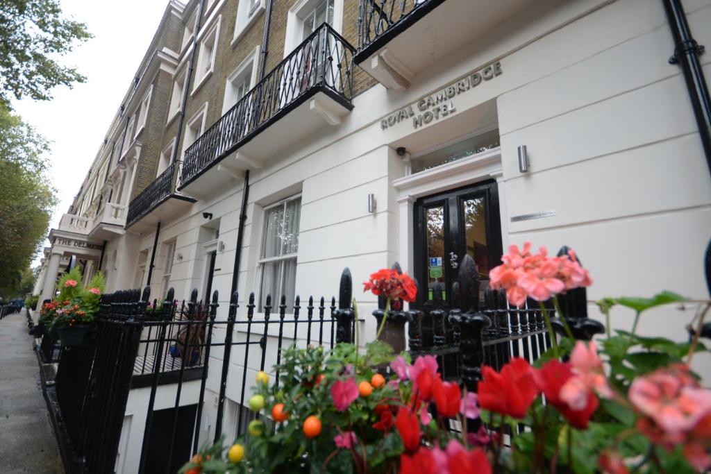 Το κτήριο όπου στεγάζεται  το ξενοδοχείο