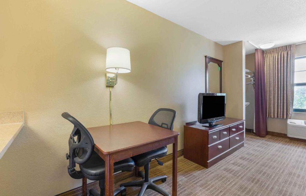 Extended Stay America Suites - Dallas - Plano Parkway - 