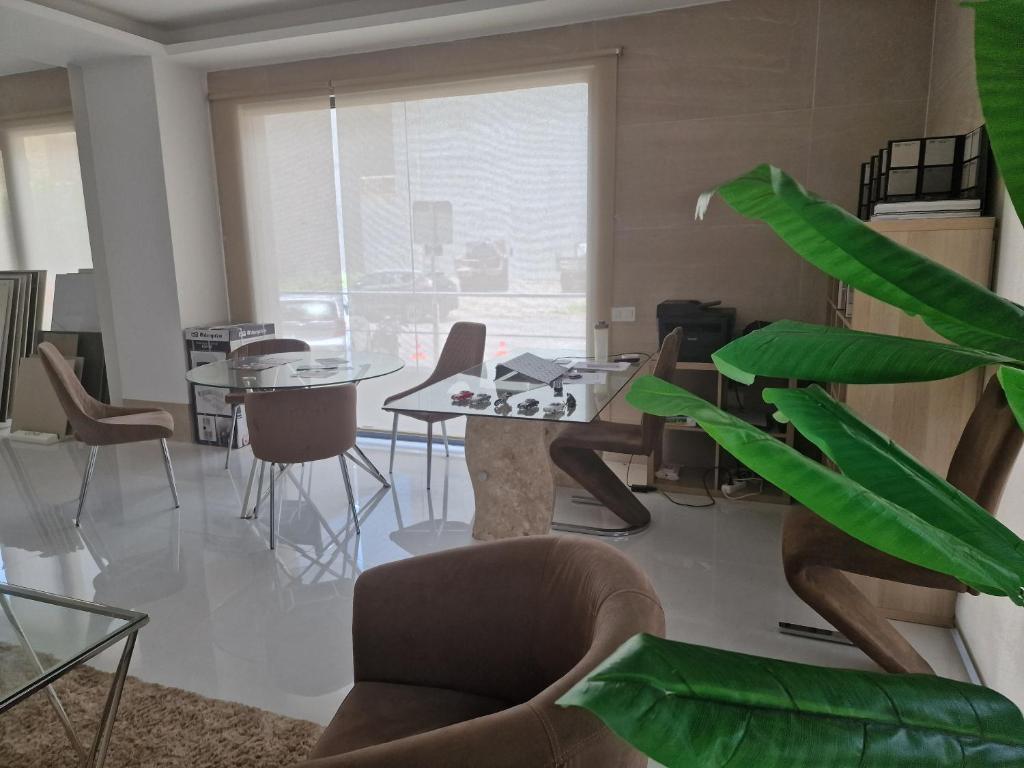 Zona d'estar a CV Edifício Vitória, RC Centro - PALMAREJO BAIXO