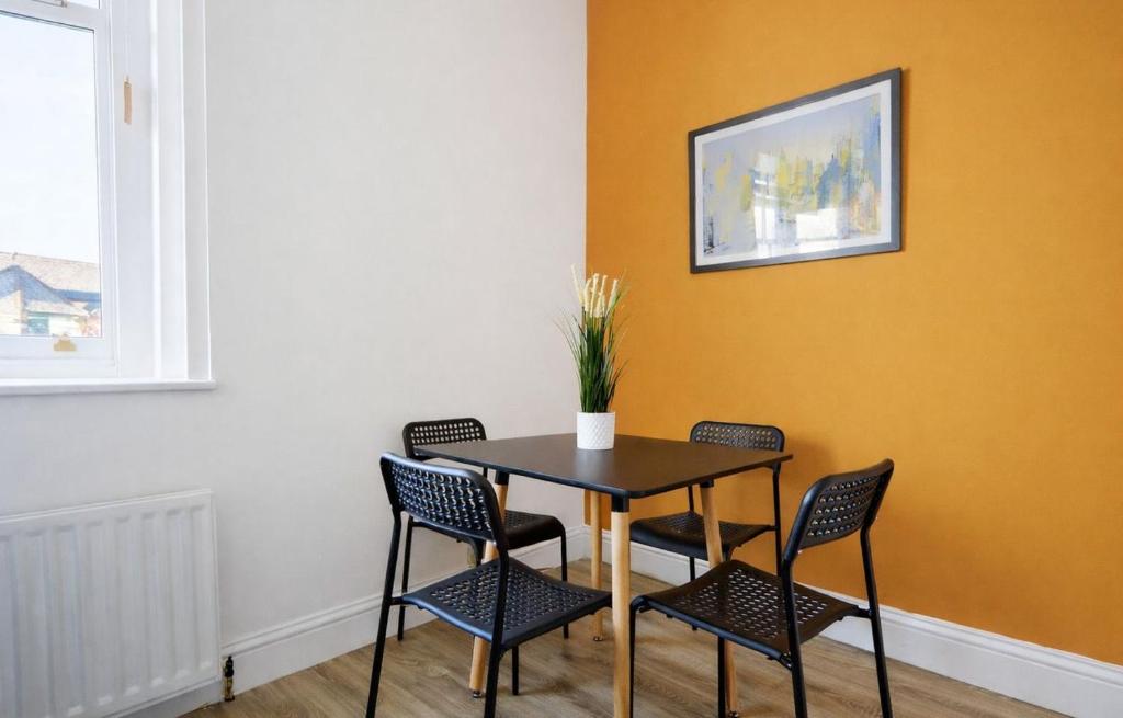 The Stockton Apartment by GR Estates - One-Bedroom Apartment