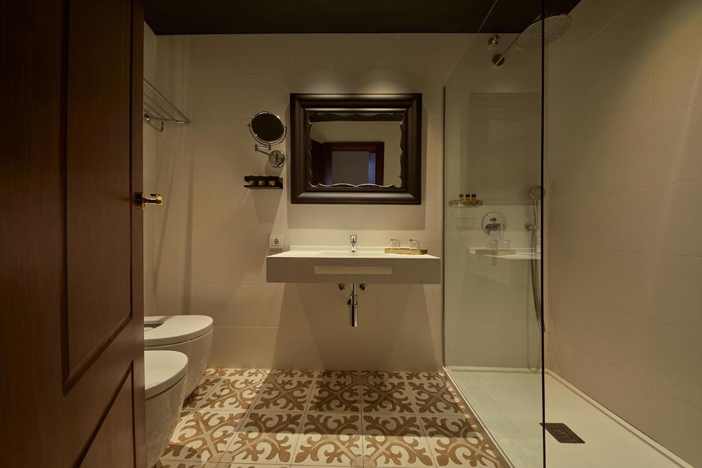 Hotel Born - Chambre Double Ou Lits Jumeaux Basique
