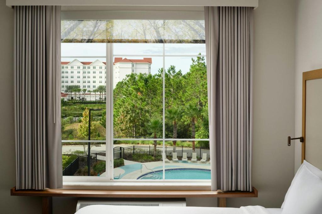 Fairfield by Marriott Inn & Suites Orlando at FLAMINGO CROSSINGS® Town Center photo