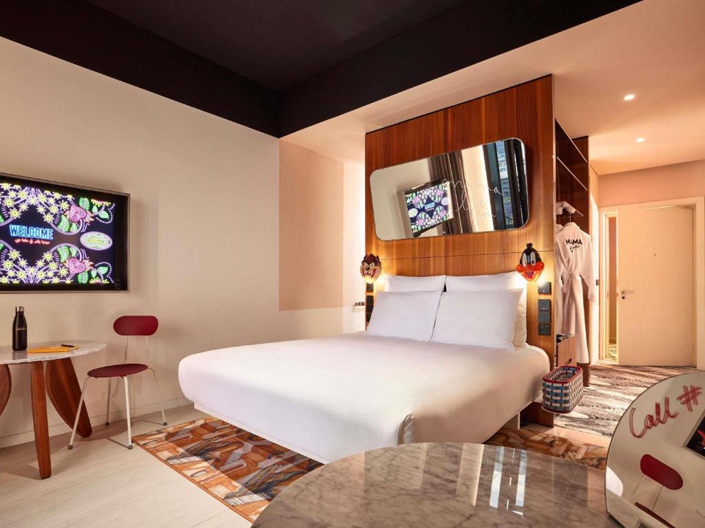 Hotel photo 1