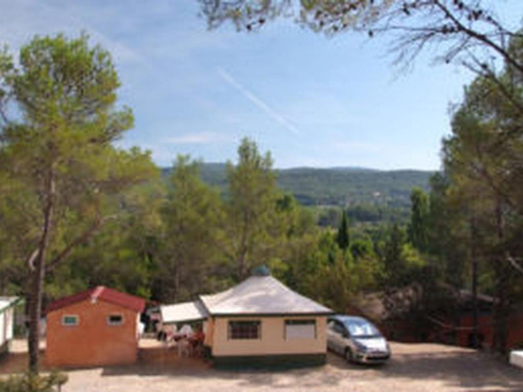 Bungalow toilé avec terrasse pour 5 personnes - API-1-52-1511