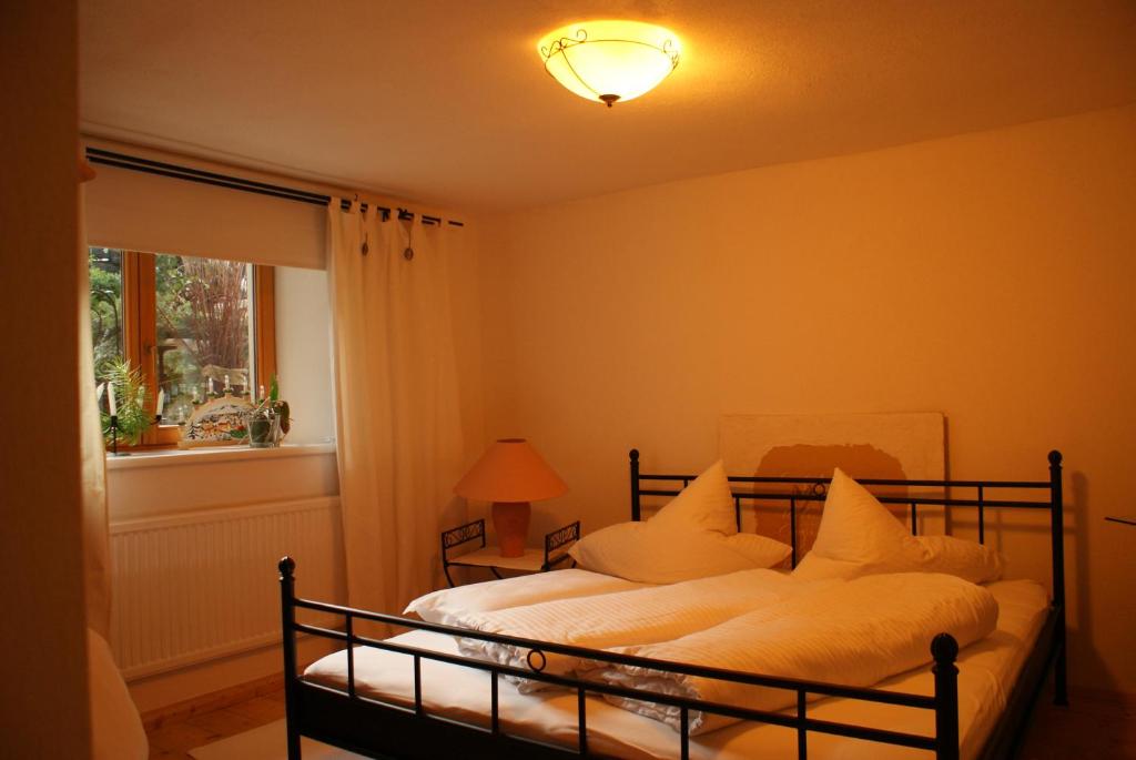 Postel nebo postele na pokoji v ubytování Ferienwohnung Parth