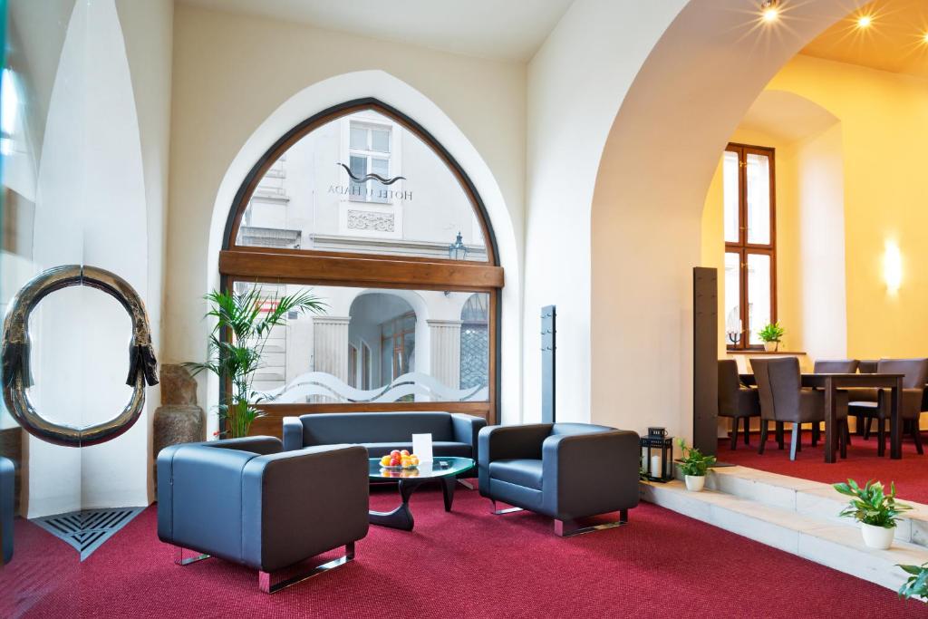 Posezení v ubytování Hotel U Hada Žatec