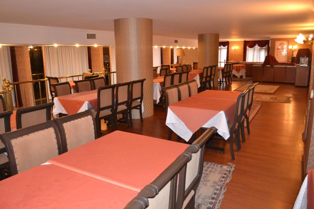 Ресторан / й інші заклади харчування у Tayhan Hotel