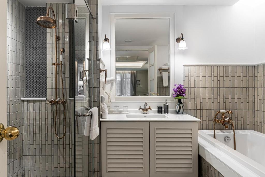 Buri Sriping Riverside Resort & Spa - 11