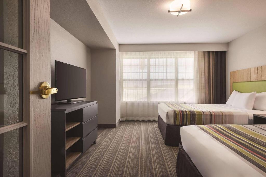 Country Inn & Suites by Radisson, Green Bay East, WI photo