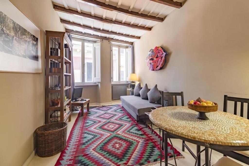 Charming Duplex in Central Rome