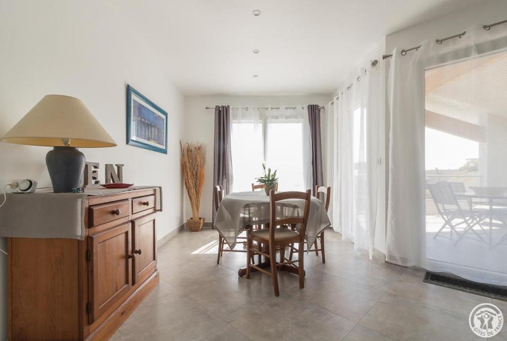 COSY LODGE GITE APPARTEMENT MEUBLE CiTY BREAK - Apartamento De Dos Dormitorios