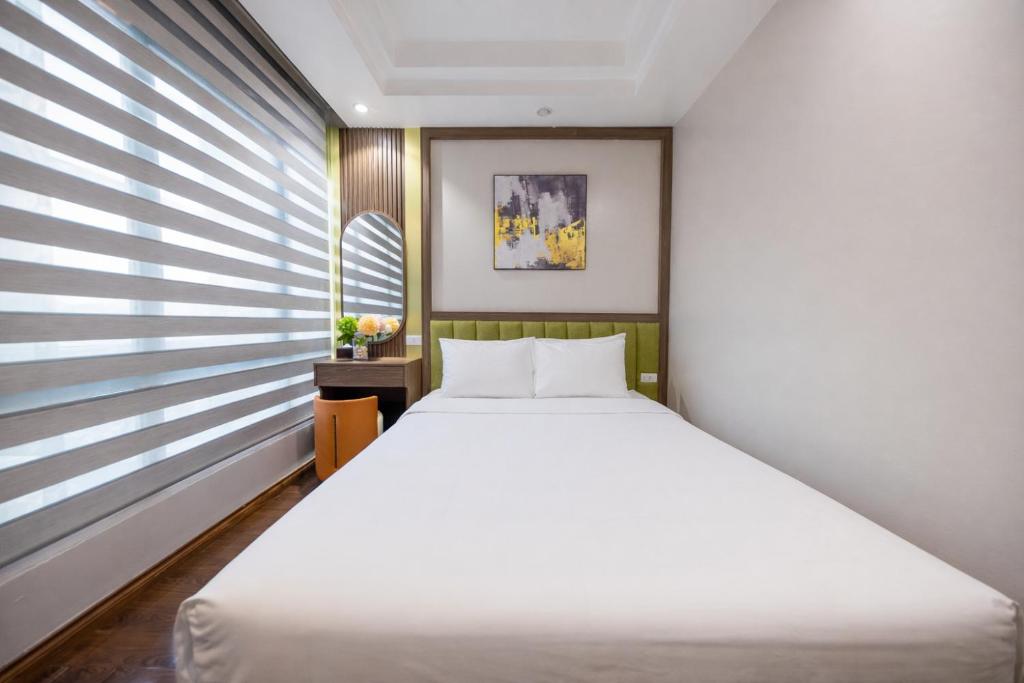 Sky Charm Hanoi Hotel and Spa - 2