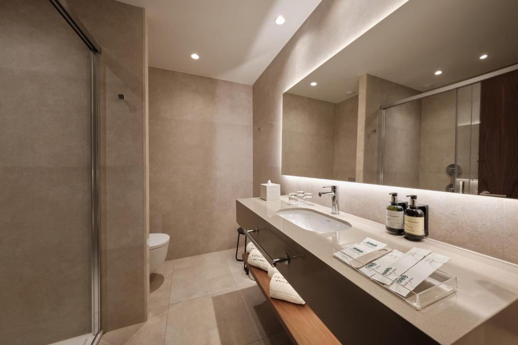 Catalonia Barcelona Plaza - 17