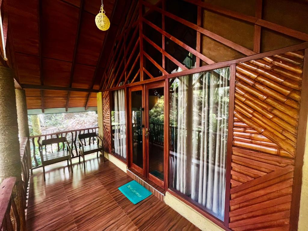 The Rainforest Hideaway - 10