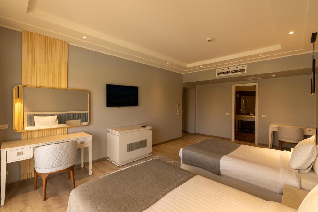 Sunrise Crystal Bay Resort -Grand Select - 10