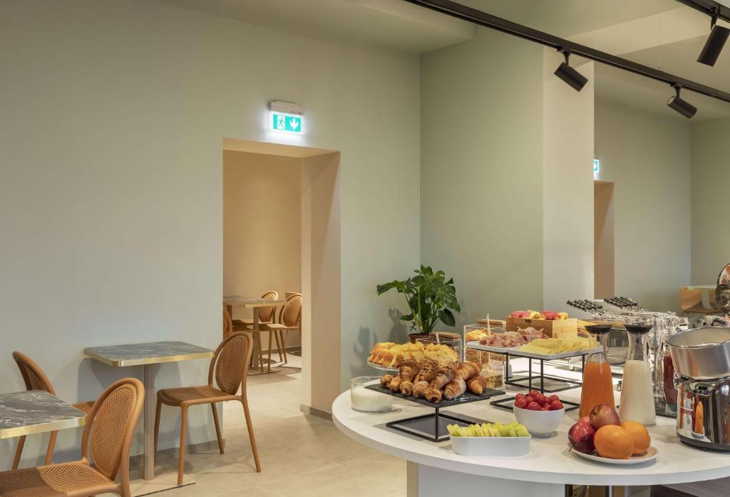 B&B HOTEL Piacenza