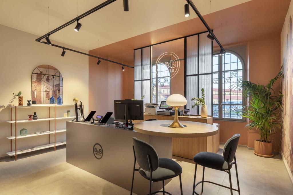 B&B HOTEL Piacenza