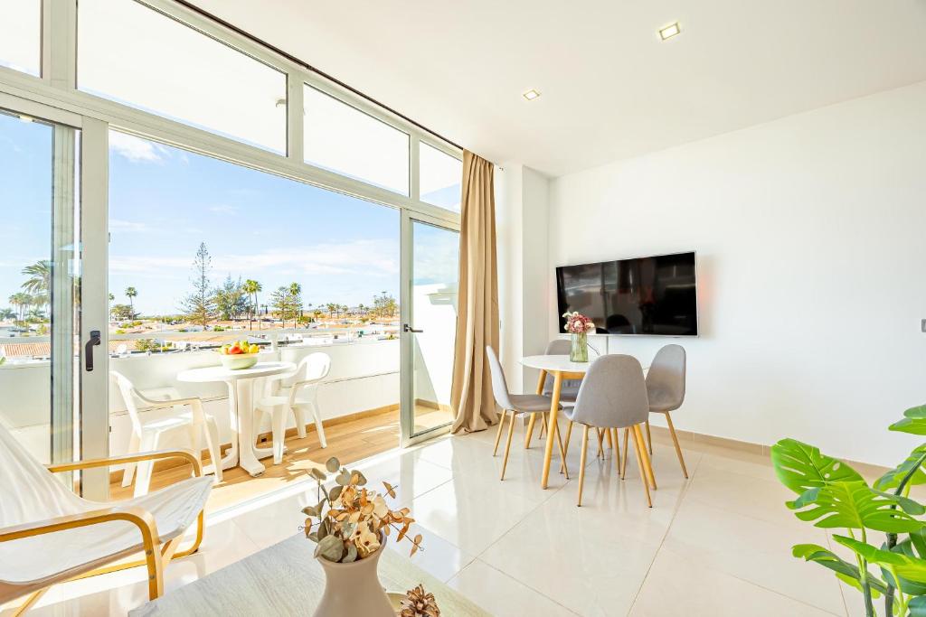 HORIZON VACATION HOME - Yumbo Luxury Apartment