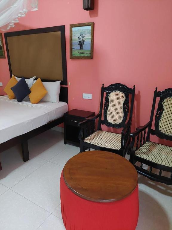 Organic Garden Resort Sigiriya - Deluxe Doppelzimmer Mit Balkon
