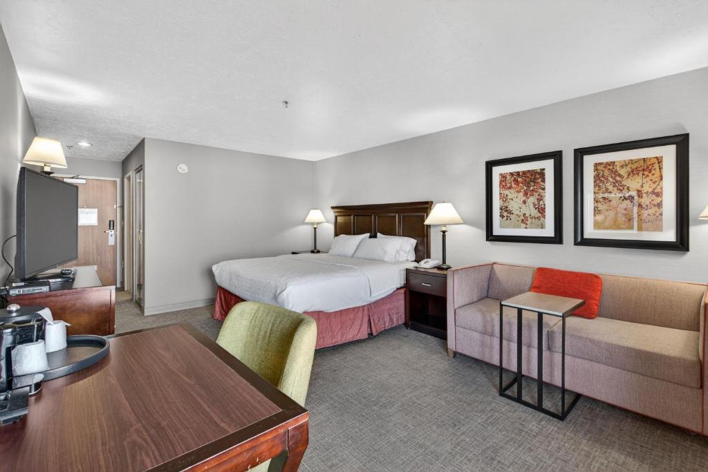 Hotel SLC photo