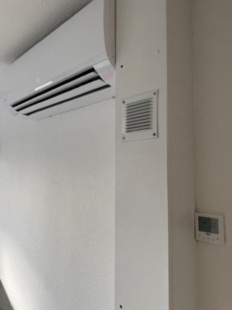 Comfort Hotel Orleans Saran - Triple Room With Three Single Beds - Non-Smoking