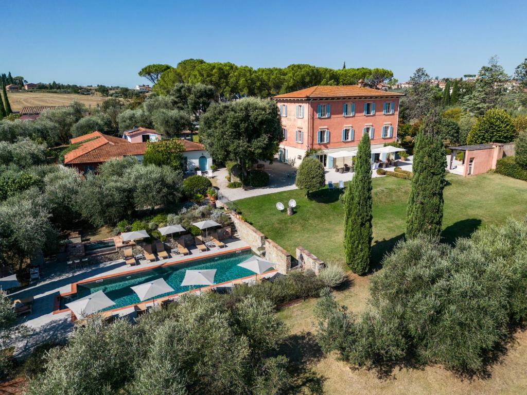 an aerial view of a villa with a swimming pool at Fontelunga Hotel & Villas in Pozzo